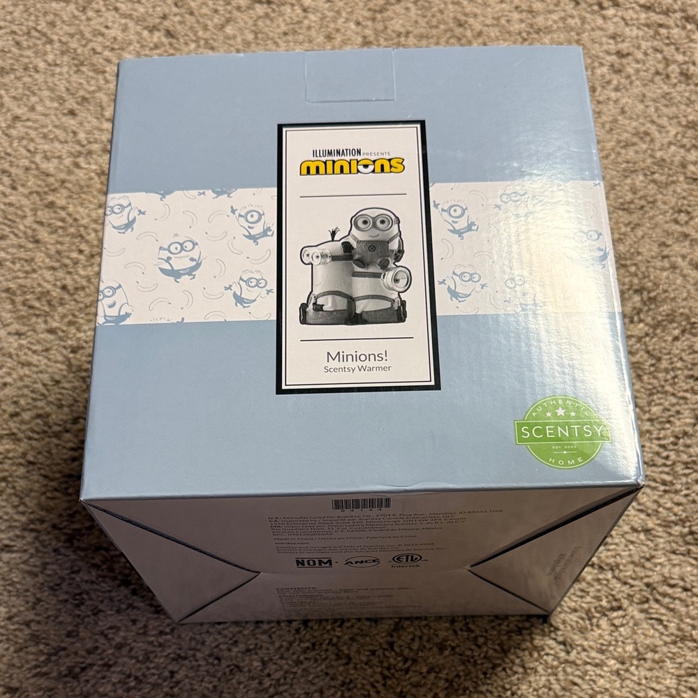 Scentsy Minions Scentsy Warmer - Blue and White New In Box